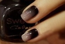 1. ombre nails