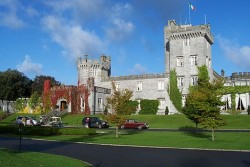 512px-Dromoland_Castle